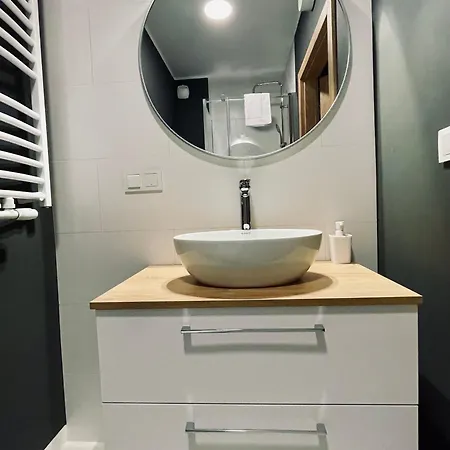 Kapitanski - Jacuzzi, Sauny, Sala Zabaw, Bilard, Do Plazy 400m Jastrzębia Góra